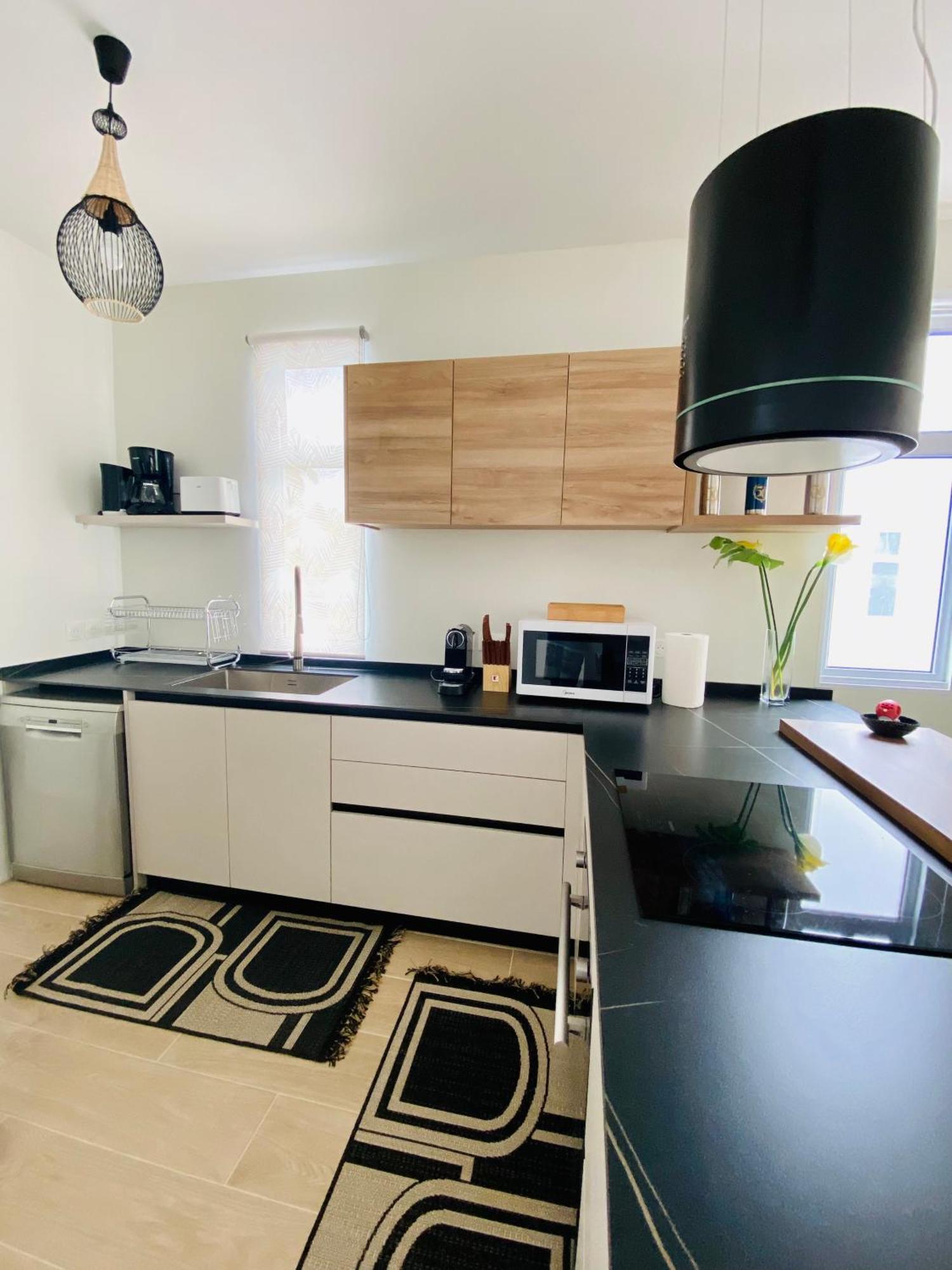 Villa Te Ura Beach Paea 外观 照片